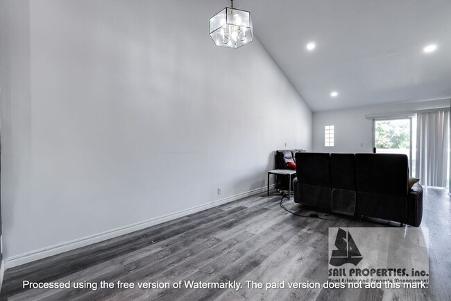 Photo - Stylish 3-Bedroom Condo in Gated Torrance Community