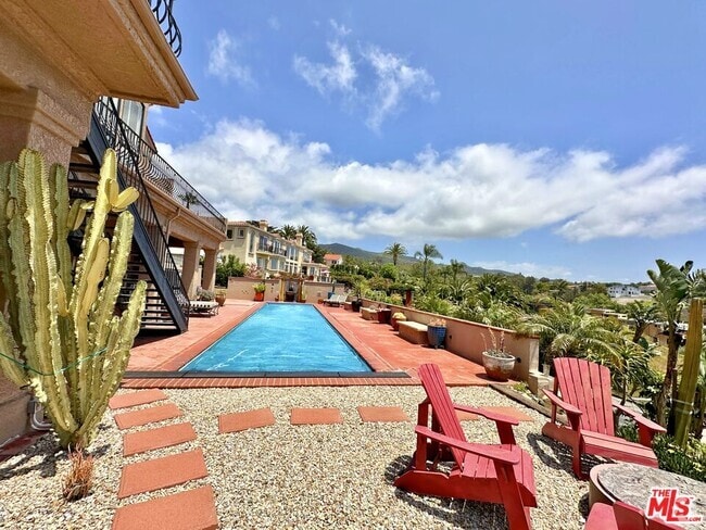 Building Photo - 6140 Cavalleri Rd Rental