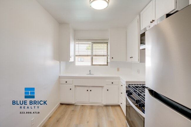 Photo - 12310 Chandler Blvd Unit 37