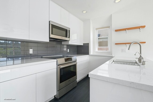 Photo - 8636 Via Mallorca Unit C