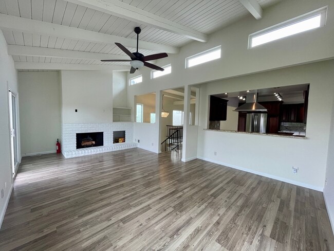 Photo - 637 13th St House