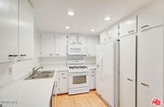 Photo - 1348 E Hillcrest Dr Condo