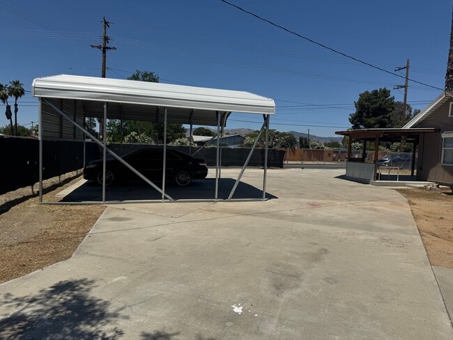 Photo - 40253 Johnston Ave