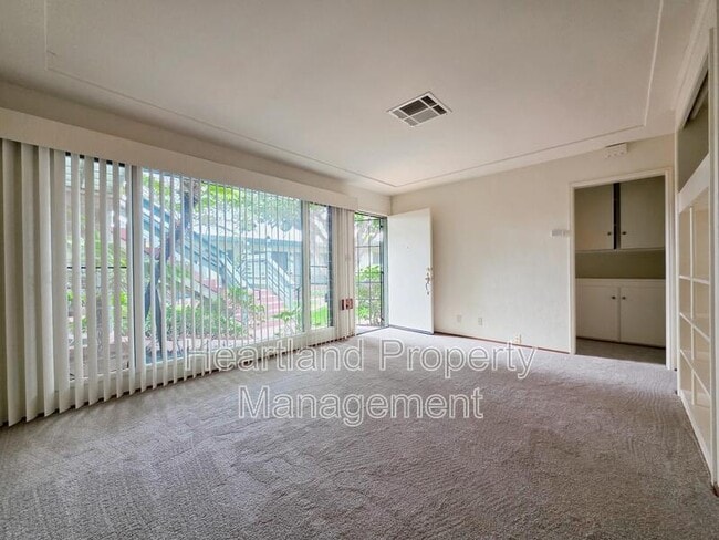 Photo - 5129 Wilson St
