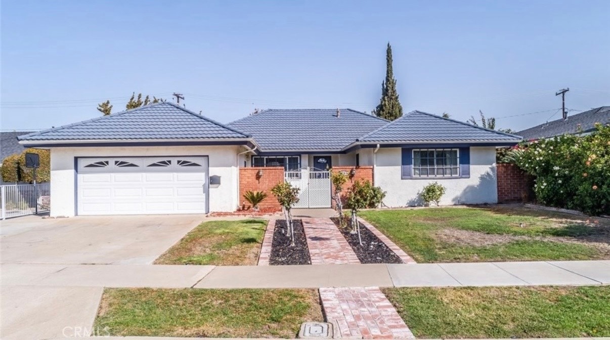 Photo - 1243 E Adams Ave