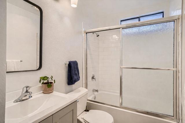 Photo - 4111 Iowa St Unit 1