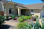 Photo - 4Bed/2Bath Near Pendleton Back Gate~ Cardi... House