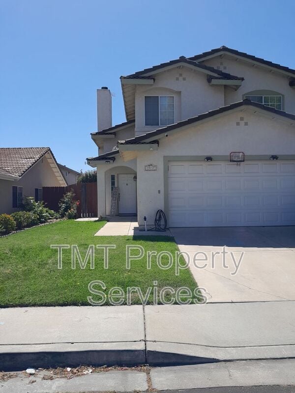 Building Photo - 2537 Brunswick Dr