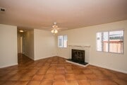 Photo - 4 bed, 3 bath located in Fire Mountain nei... House