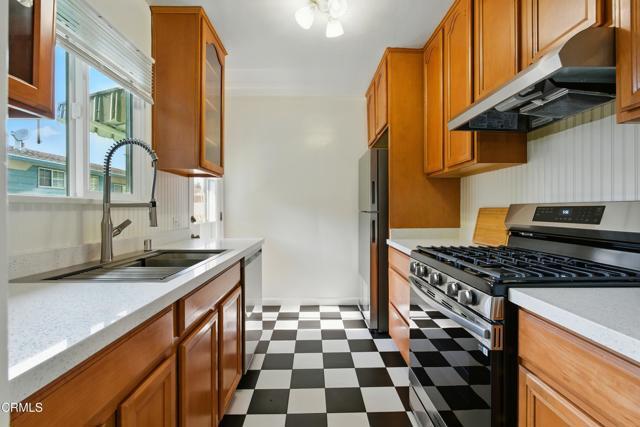 Photo - 1545-1542 Riverside Dr