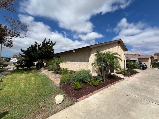 Building Photo - 5205 W Davit Ave Unit A
