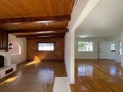 Photo - 7359 Amestoy Ave