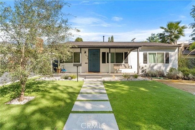 Building Photo - 6514 Coldwater Canyon Ave