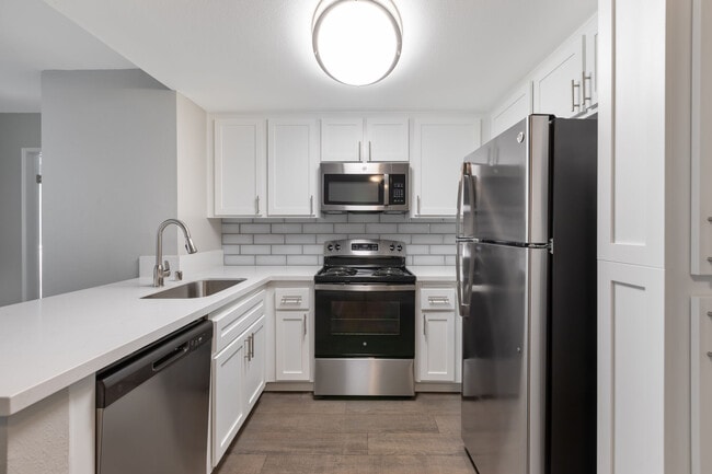 Photo - 310 Jefferson Apartments