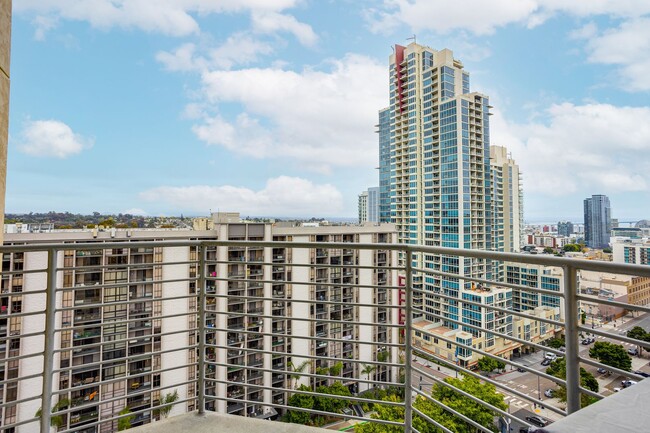 Large Two bedroom Condo with amazing views... - Large Two bedroom Condo with amazing views...