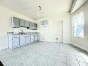 Photo - 1368 E Vernon Ave