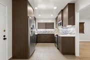 Photo - 148 S Oakhurst Dr Unit #04 (3/2)