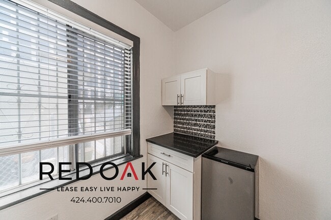 Photo - 5849 Sunset Blvd Unit 101