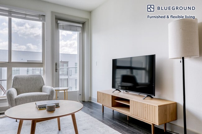 Photo - 6161 Fairmount Ave Unit FL5-ID20