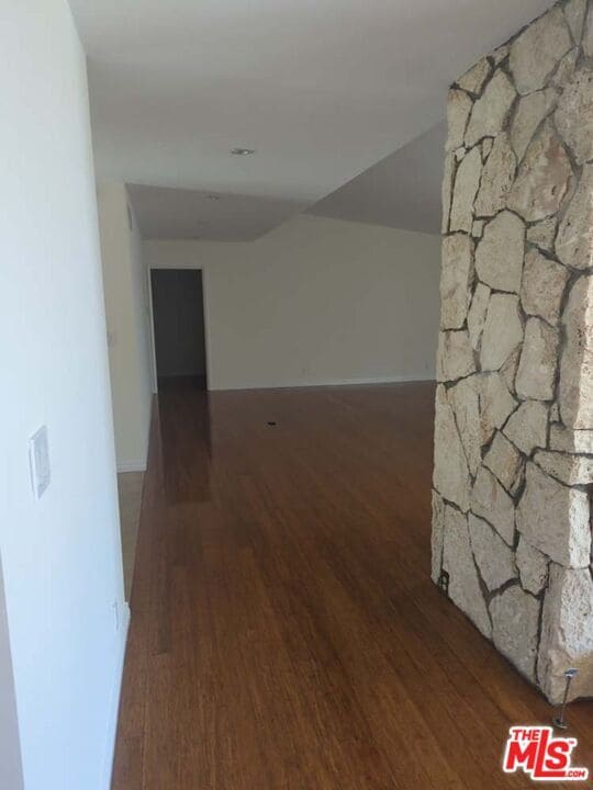 Photo - 1156 Las Pulgas Pl