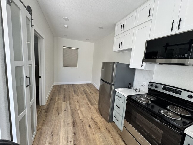 Photo - 1249 Center Ave Unit C