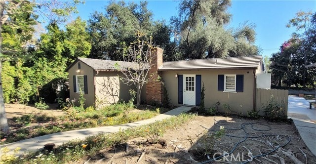 Building Photo - 1845 N Santa Anita Ave