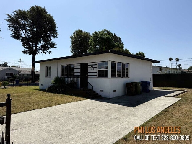 Photo - 928 E 102nd St