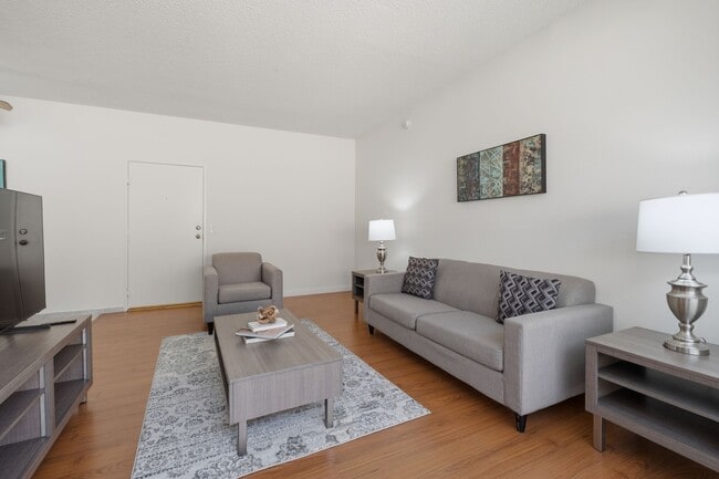 Photo - Kingsley Grand Apartments