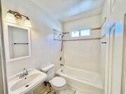 Photo - 2338 Keeler St