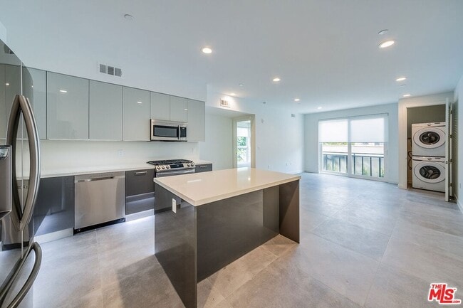 Photo - 214 Westmoreland Ave Unit 8