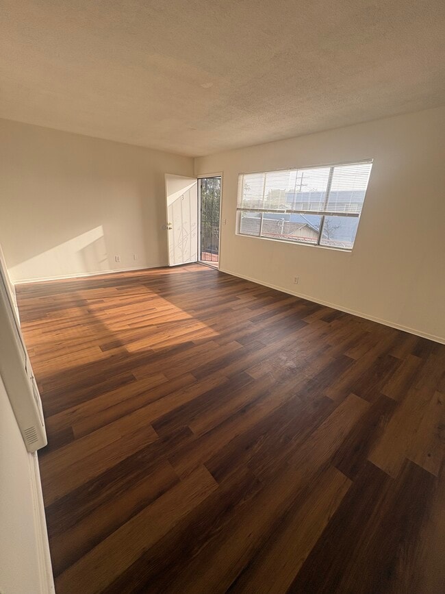 Photo - 533 Hyde Park Pl Unit 3