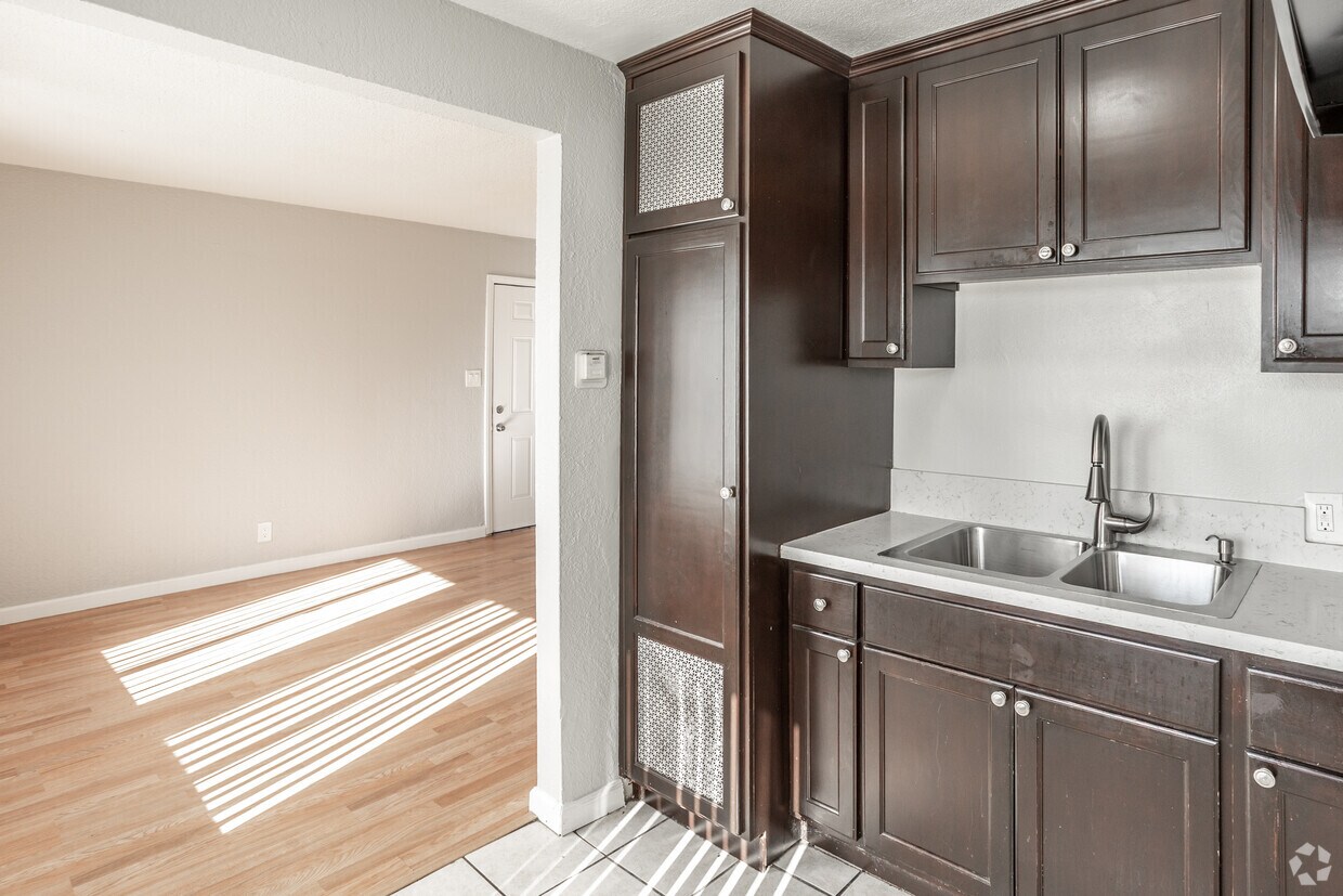 Floor Plan - 1 Bd, 1 Bath