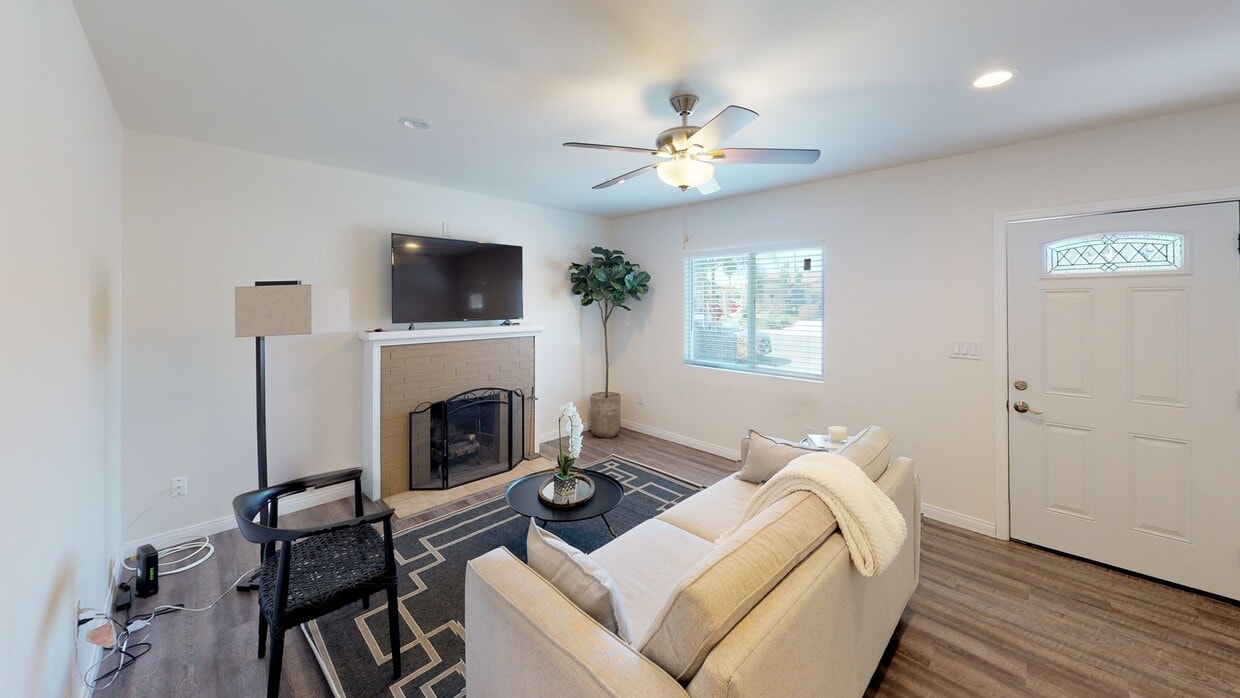 3D Tour - 3641 32nd St