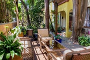 Pergola seating area - 632 N Sycamore Ave