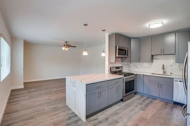 Photo - 544 Evergreen St Unit 05