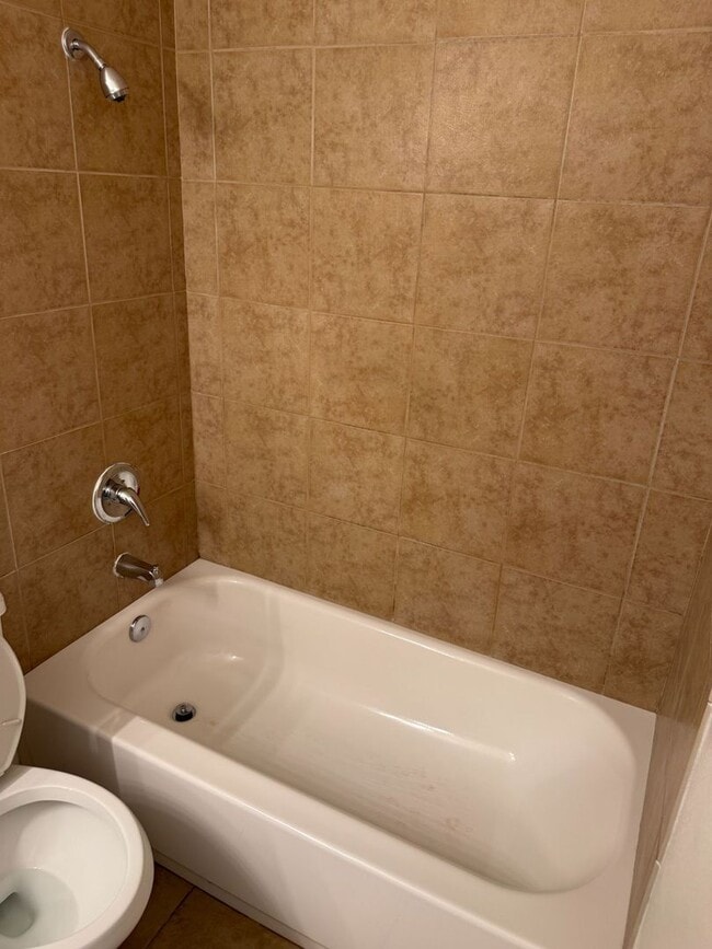 Photo - 1 BEDROOM 1 BATHROOM ONTARIO APARTMENT Unit B