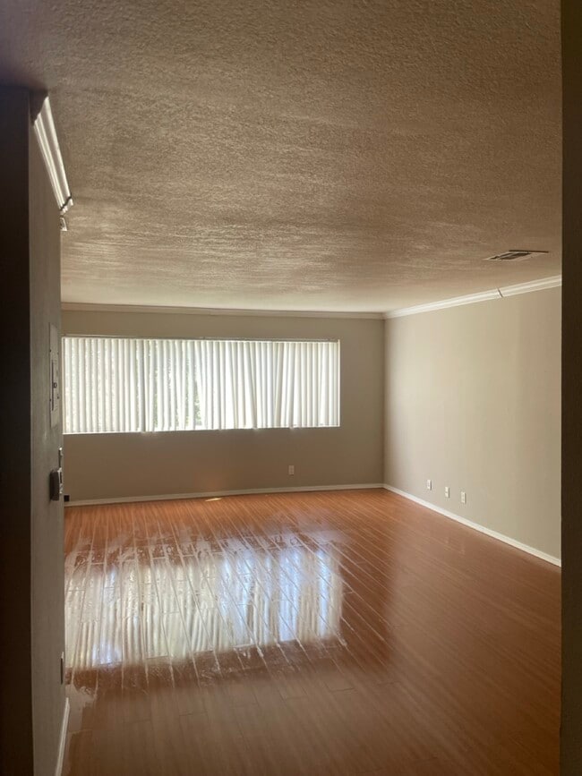 Photo - 11252 Peach Grove St Unit 204