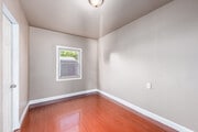 2BR, 1BA - 515SF - Primary Bedroom - 1819 Workman St