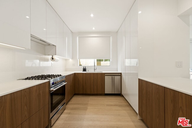 Photo - 10630 Wilkins Ave Unit 105