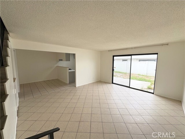 Photo - 5091 Bandera St