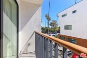 Photo - 921 N Mariposa Ave
