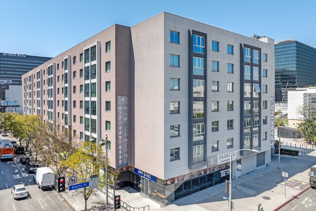 Photo - Wilshire Vermont