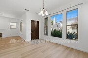 Photo - 1087 Waterfall Way
