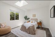 Room 2 with sun roof (can close) - 5434 4th Ave