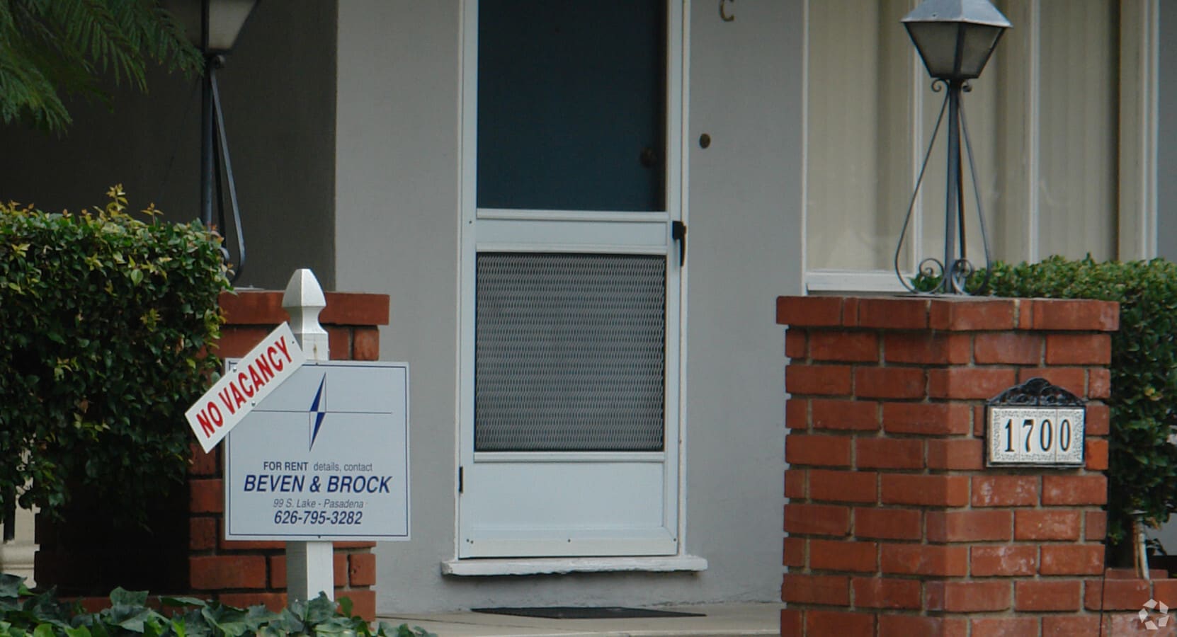 Photo - 1700 Grevelia St