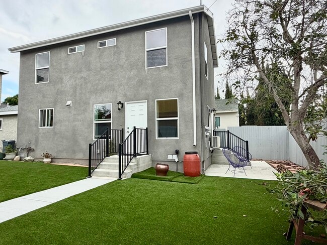 Photo - 384 Hargrave St