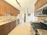 Photo - 14722 Addison St