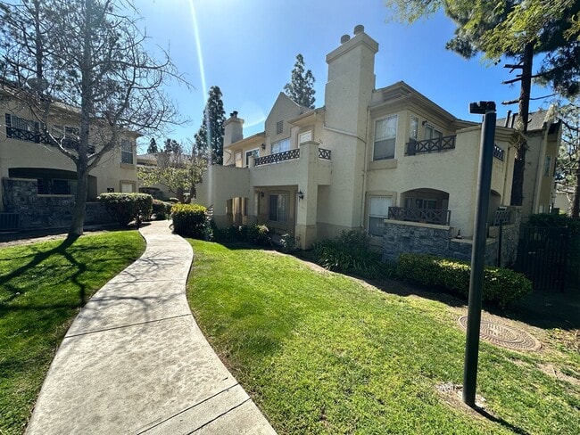 Photo - Walk to Eastlake! Bright 2BR/2BA Ground Floor Apartment with Tile Flooring & Parking Unit 104