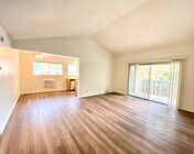 Photo - 960 E Bonita Ave