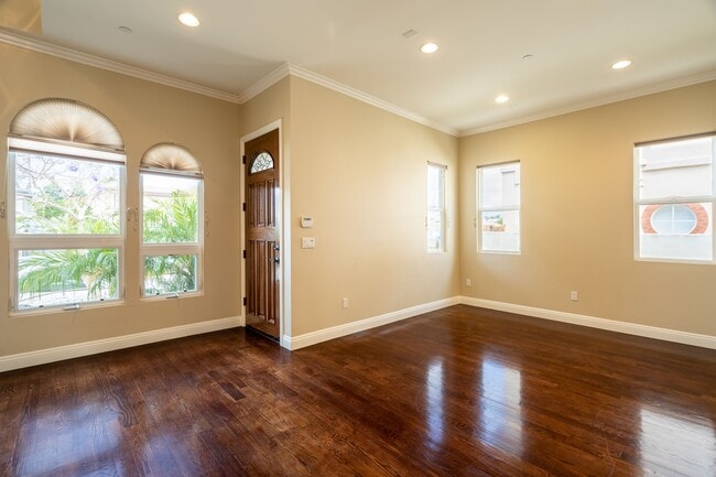 Photo - 3838 Tilden Ave